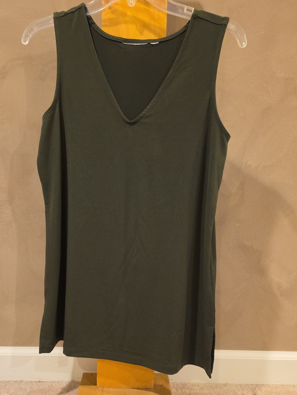 Susan Graver Sleeveless V-Neck Women's Tank Top - Olive Green